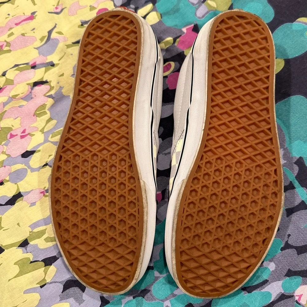 Classic vans checkerboard slip on - Picture 2 of 4